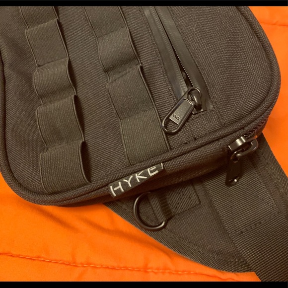 Hyke - Limited Editon - Sling Bag - Picture 5 of 14
